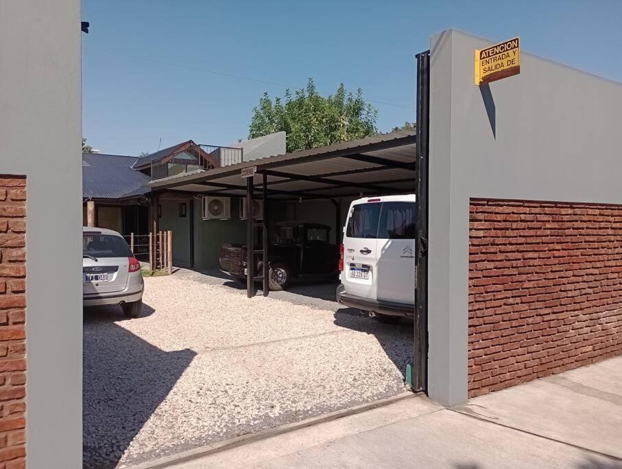 Apartamento Escala Ezeiza Loft Con Desayuno Luis Guillon Exterior foto