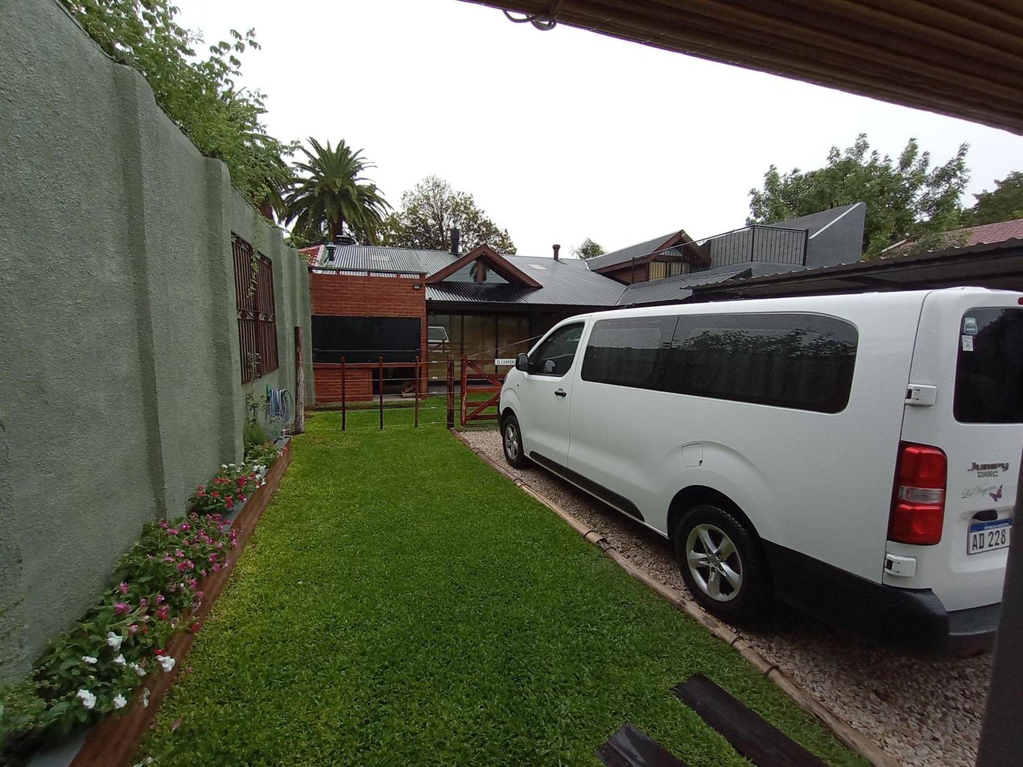 Apartamento Escala Ezeiza Loft Con Desayuno Luis Guillon Exterior foto