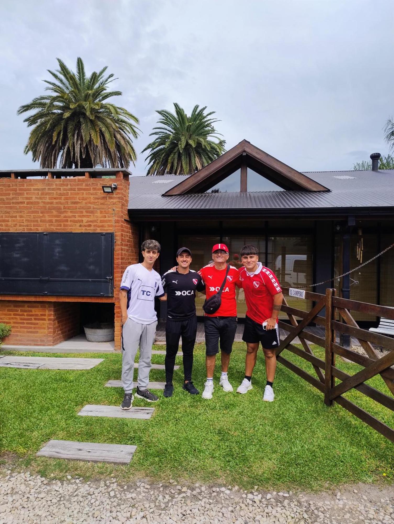 Apartamento Escala Ezeiza Loft Con Desayuno Luis Guillon Exterior foto