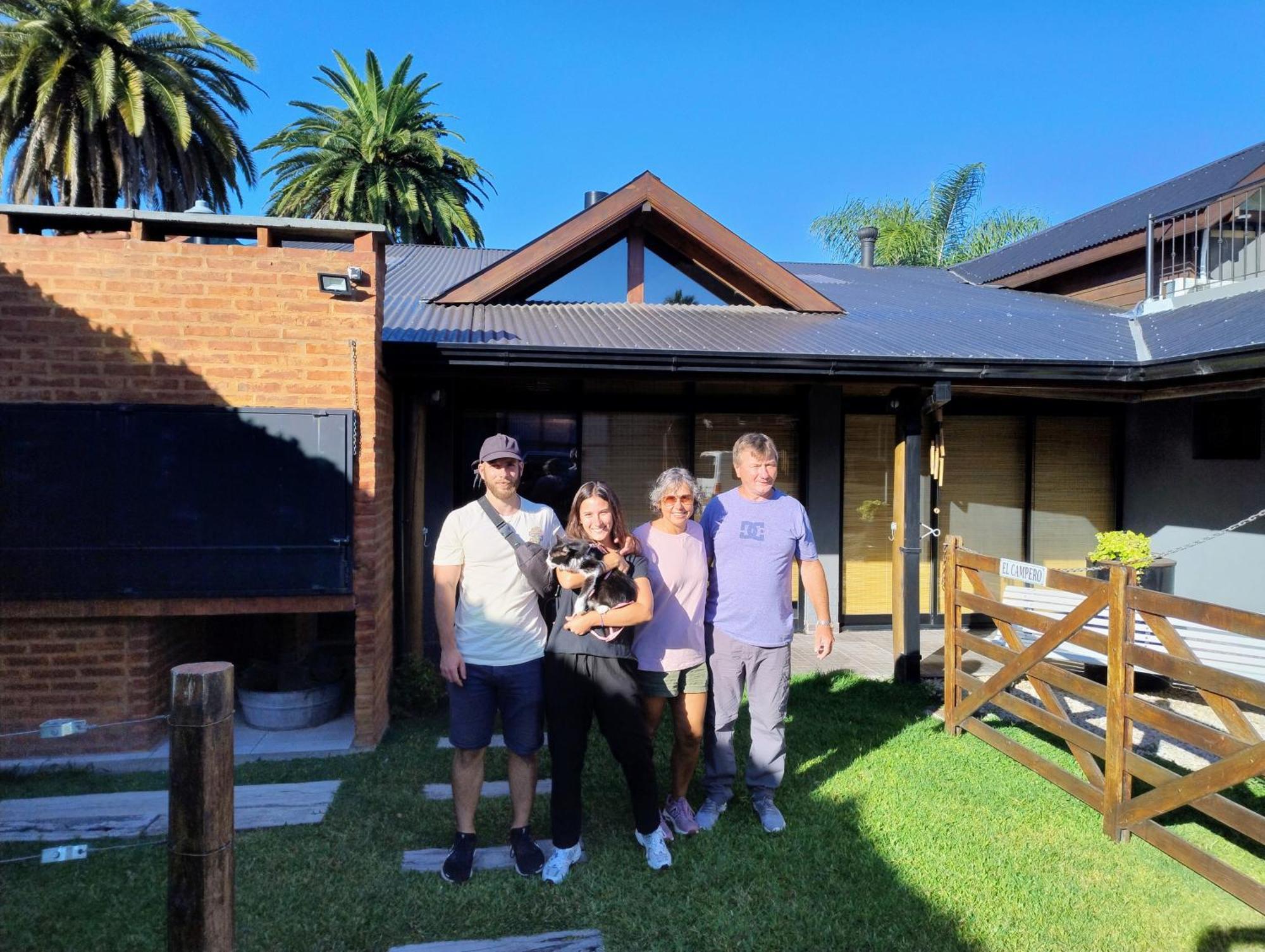 Apartamento Escala Ezeiza Loft Con Desayuno Luis Guillon Exterior foto