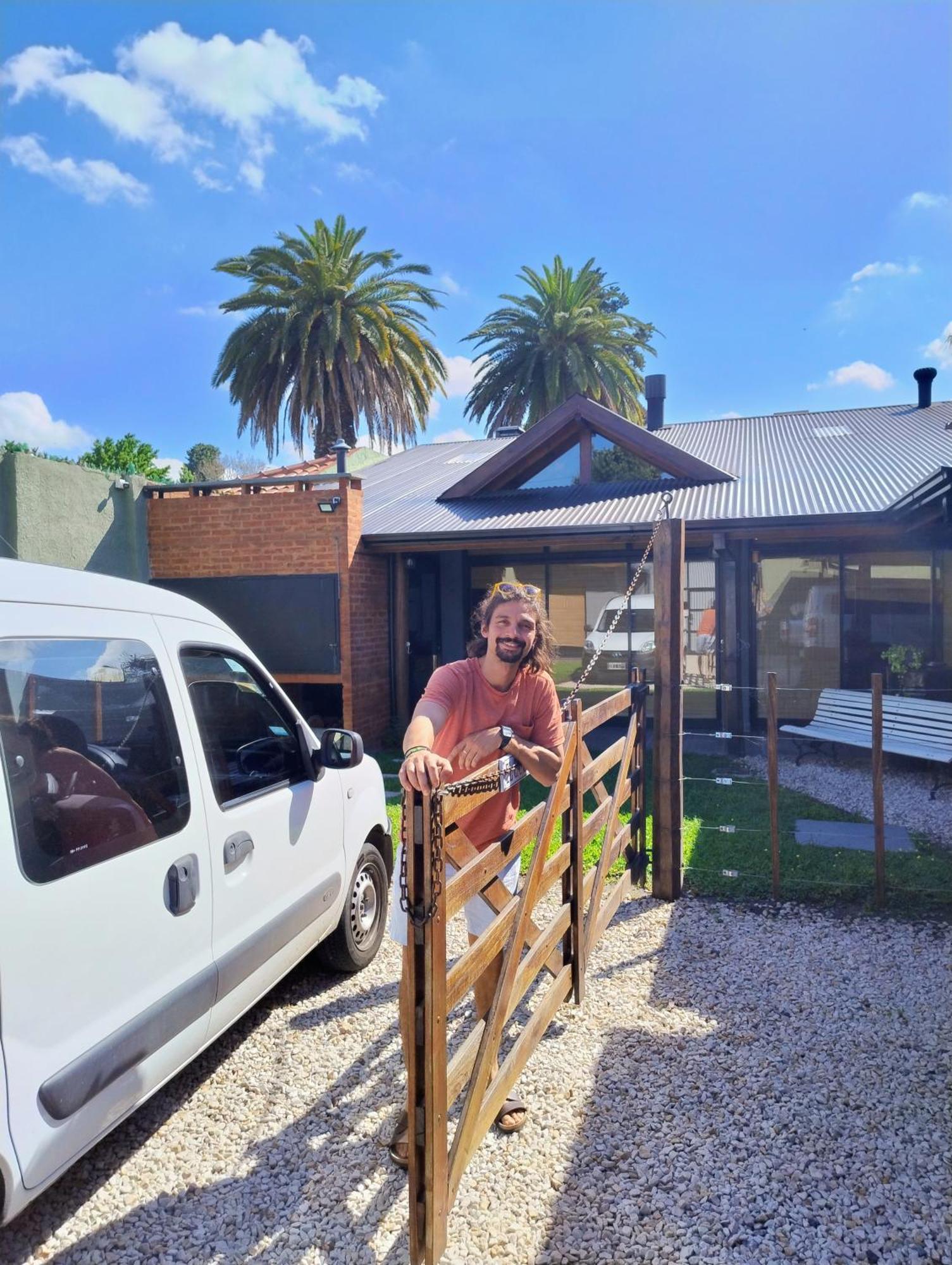 Apartamento Escala Ezeiza Loft Con Desayuno Luis Guillon Exterior foto
