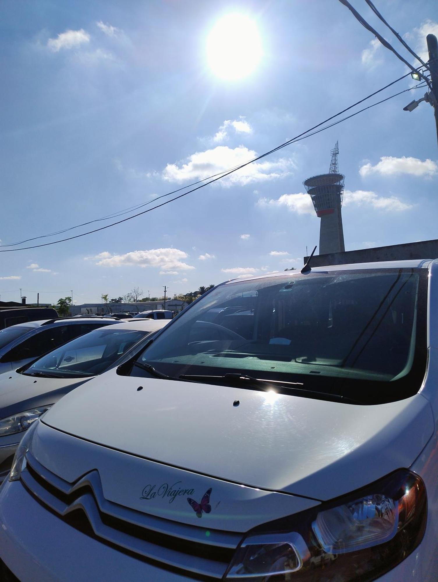 Apartamento Escala Ezeiza Loft Con Desayuno Luis Guillon Exterior foto