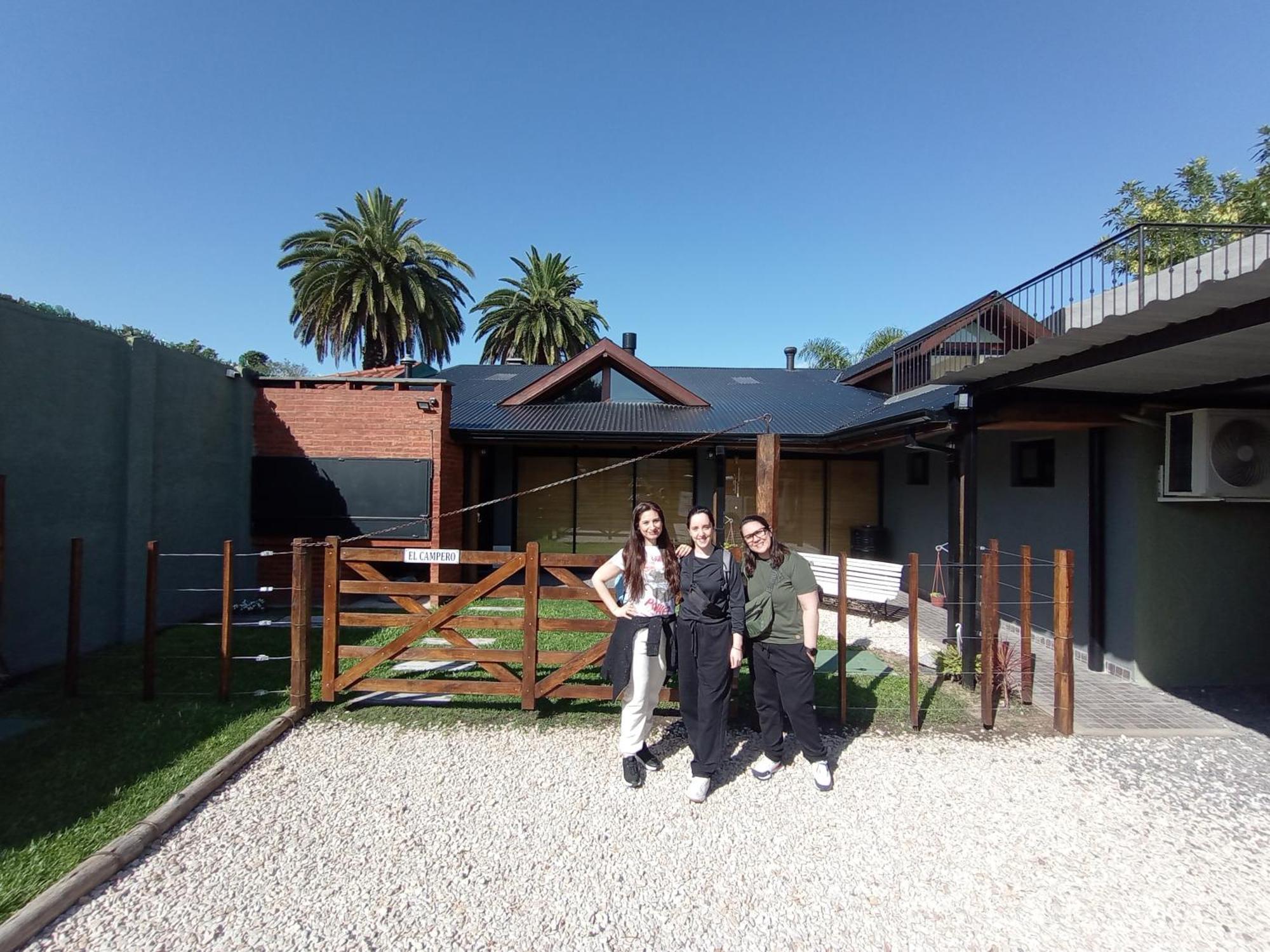 Apartamento Escala Ezeiza Loft Con Desayuno Luis Guillon Exterior foto