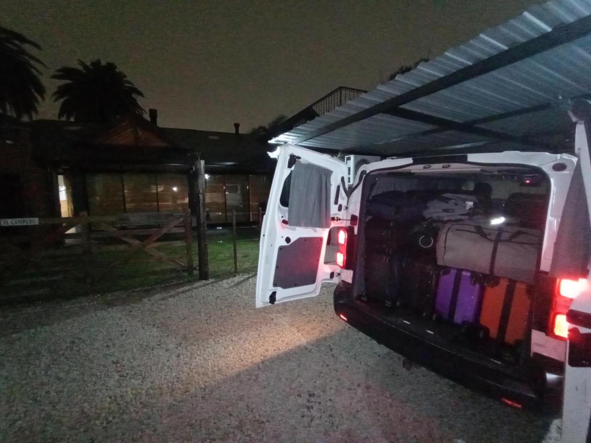 Apartamento Escala Ezeiza Loft Con Desayuno Luis Guillon Exterior foto